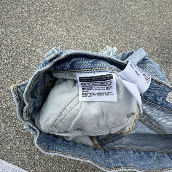 Levis 501 Premium Cut Off Jean Shorts Womens 26x3 Blue Button Fly Festival Denim - Picture 9 of 10